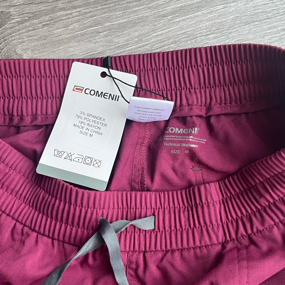NWT Women’s Cargo Scrub Pants - Picture 3 of 3